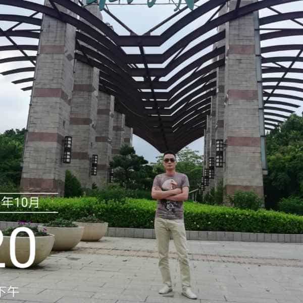40岁岁四川单身帅哥 - 图木舒克吉缘网