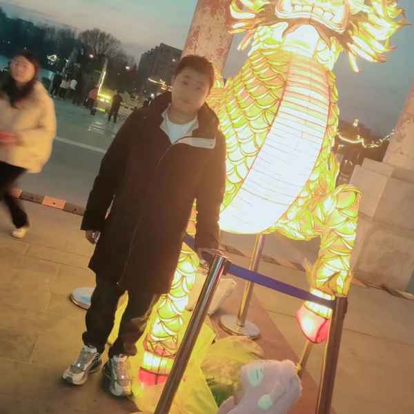 33岁岁山西单身帅哥 - 图木舒克吉缘网