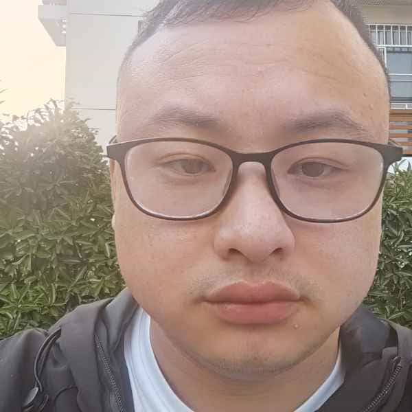 35岁岁浙江单身帅哥 - 图木舒克吉缘网