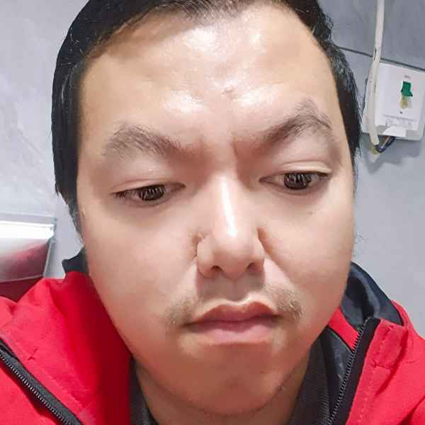 38岁岁江苏单身帅哥 - 图木舒克吉缘网
