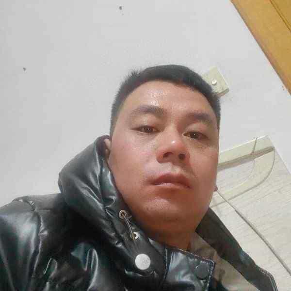 35岁岁河北单身帅哥 - 图木舒克吉缘网
