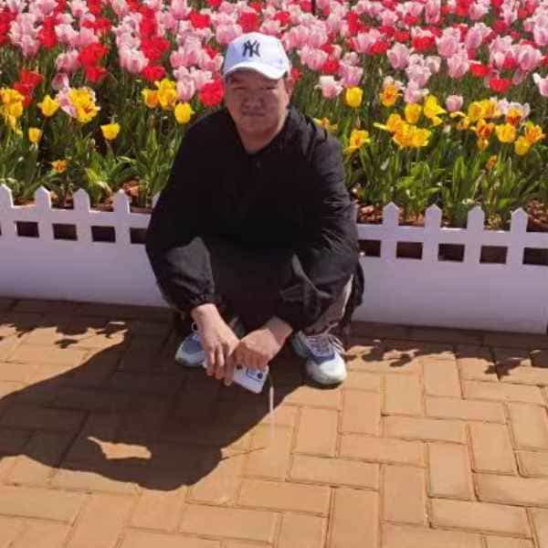 30岁岁云南单身帅哥 - 图木舒克吉缘网