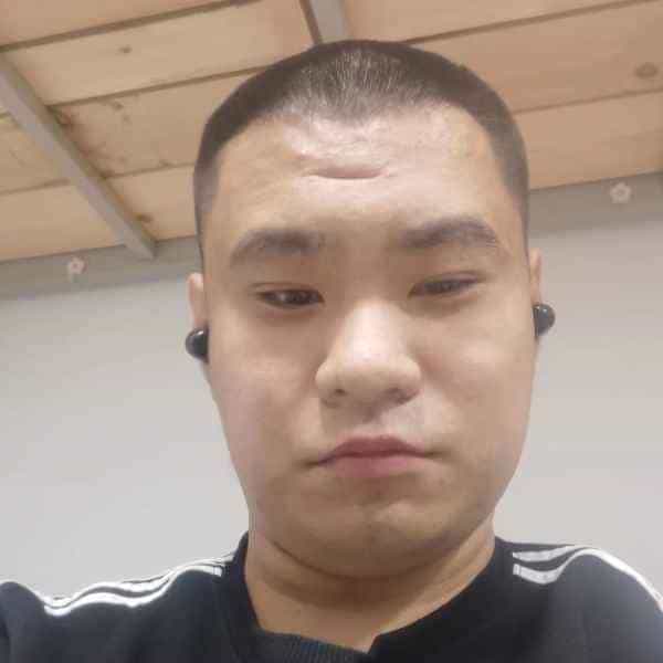 25岁岁山东单身帅哥 - 图木舒克吉缘网