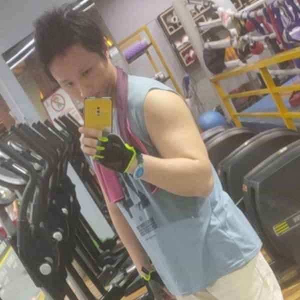 37岁岁广东单身帅哥 - 图木舒克吉缘网