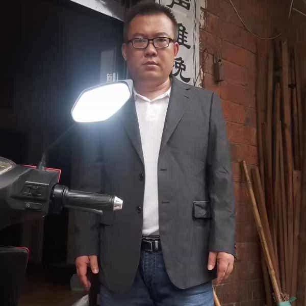 40岁岁江西单身帅哥 - 图木舒克吉缘网