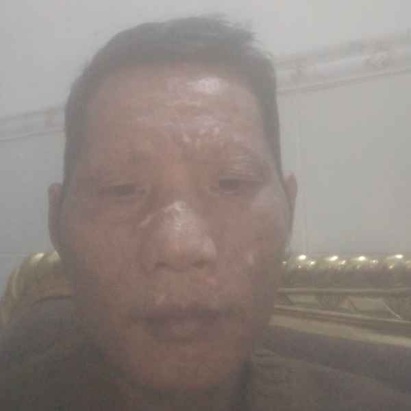 33岁岁广西单身帅哥 - 图木舒克吉缘网
