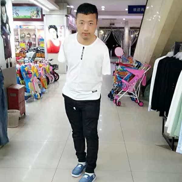 35岁岁河南单身帅哥 - 图木舒克吉缘网