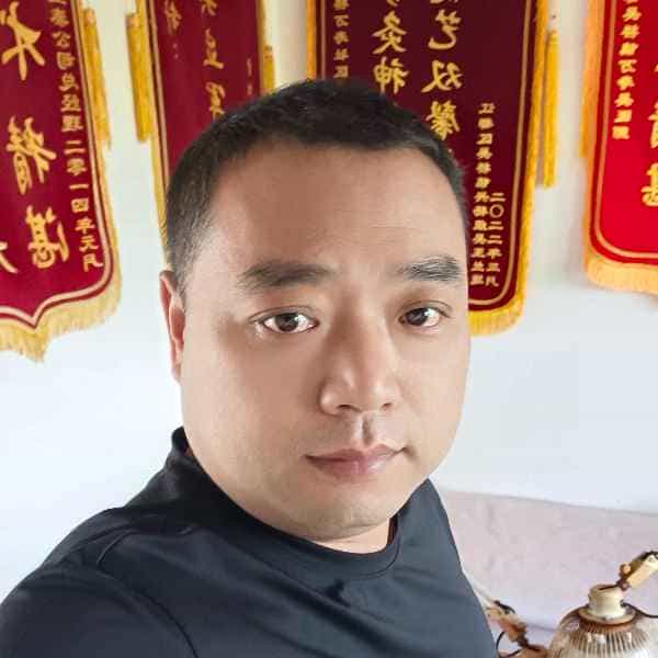 44岁岁江苏单身帅哥 - 图木舒克吉缘网