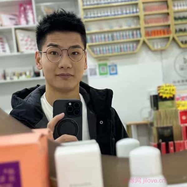 29岁岁陕西单身帅哥 - 图木舒克吉缘网