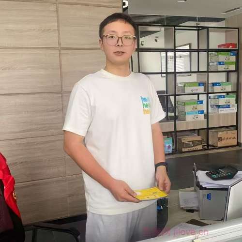 30岁岁江苏单身帅哥 - 图木舒克吉缘网