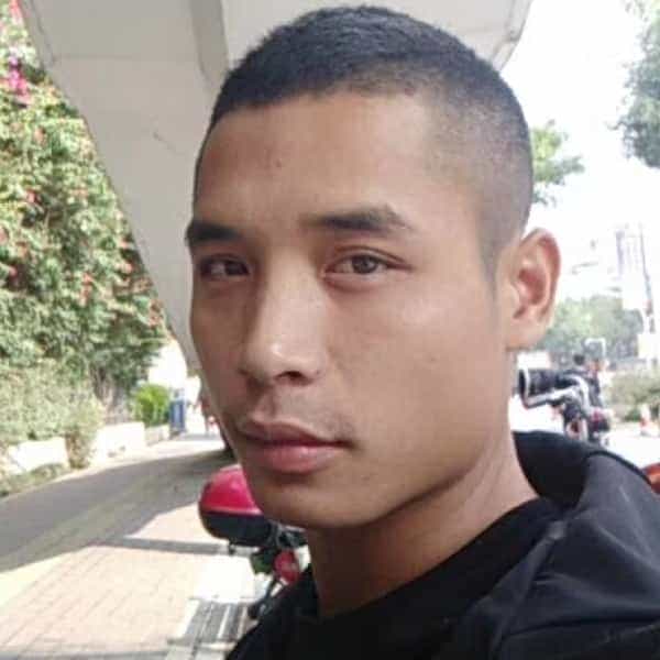 33岁岁广西单身帅哥 - 图木舒克吉缘网