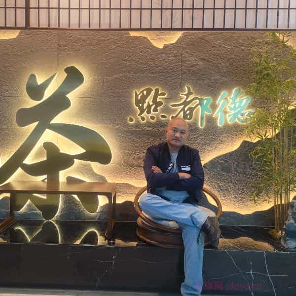 36岁岁广东单身帅哥 - 图木舒克吉缘网