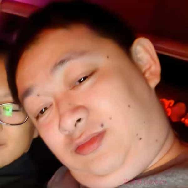 39岁岁辽宁单身帅哥 - 图木舒克吉缘网