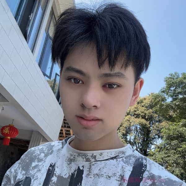 32岁岁四川单身帅哥 - 图木舒克吉缘网
