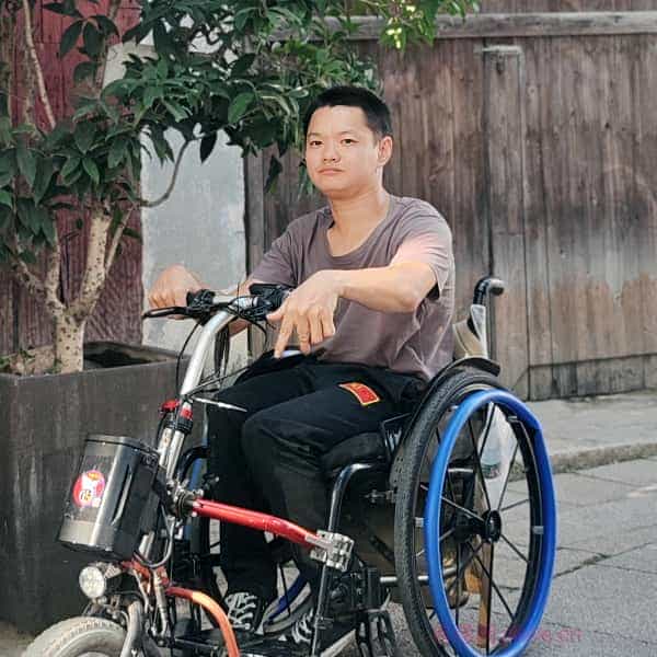 33岁岁湖北单身帅哥 - 图木舒克吉缘网